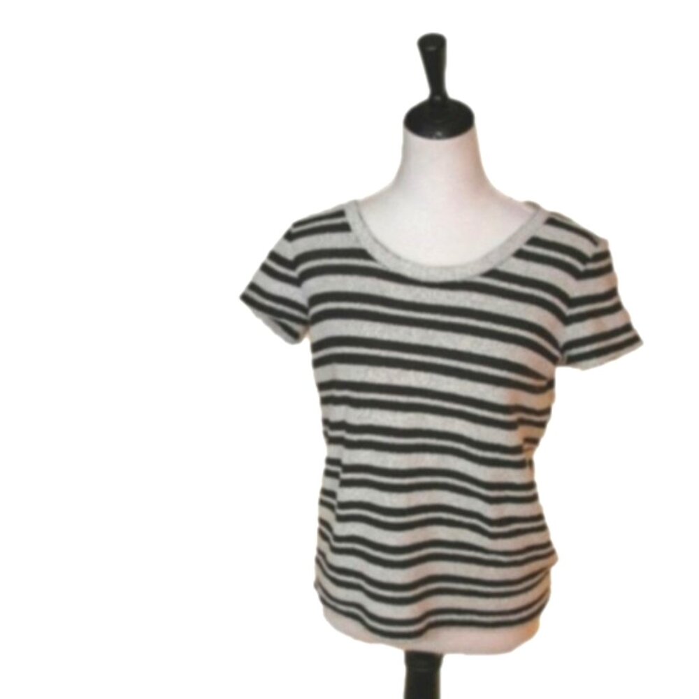 LIZ Claiborne Weekend Light Gray/Black Stripe Short Sleeve Sweater Size Small
